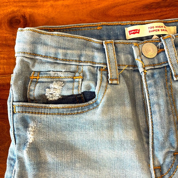 Levi's 720 High-Rise Super Skinny jeans & Levi's 511 Slim Fit jeans✨ - Picture 6 of 17